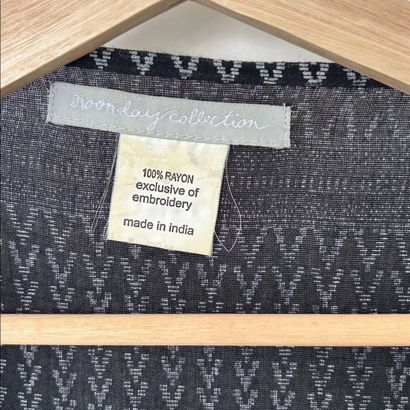 Noonday Collection wrap, OS - Picture 2 of 4